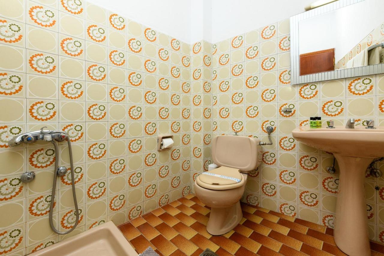 לימנאס Mary Hotel מראה חיצוני תמונה