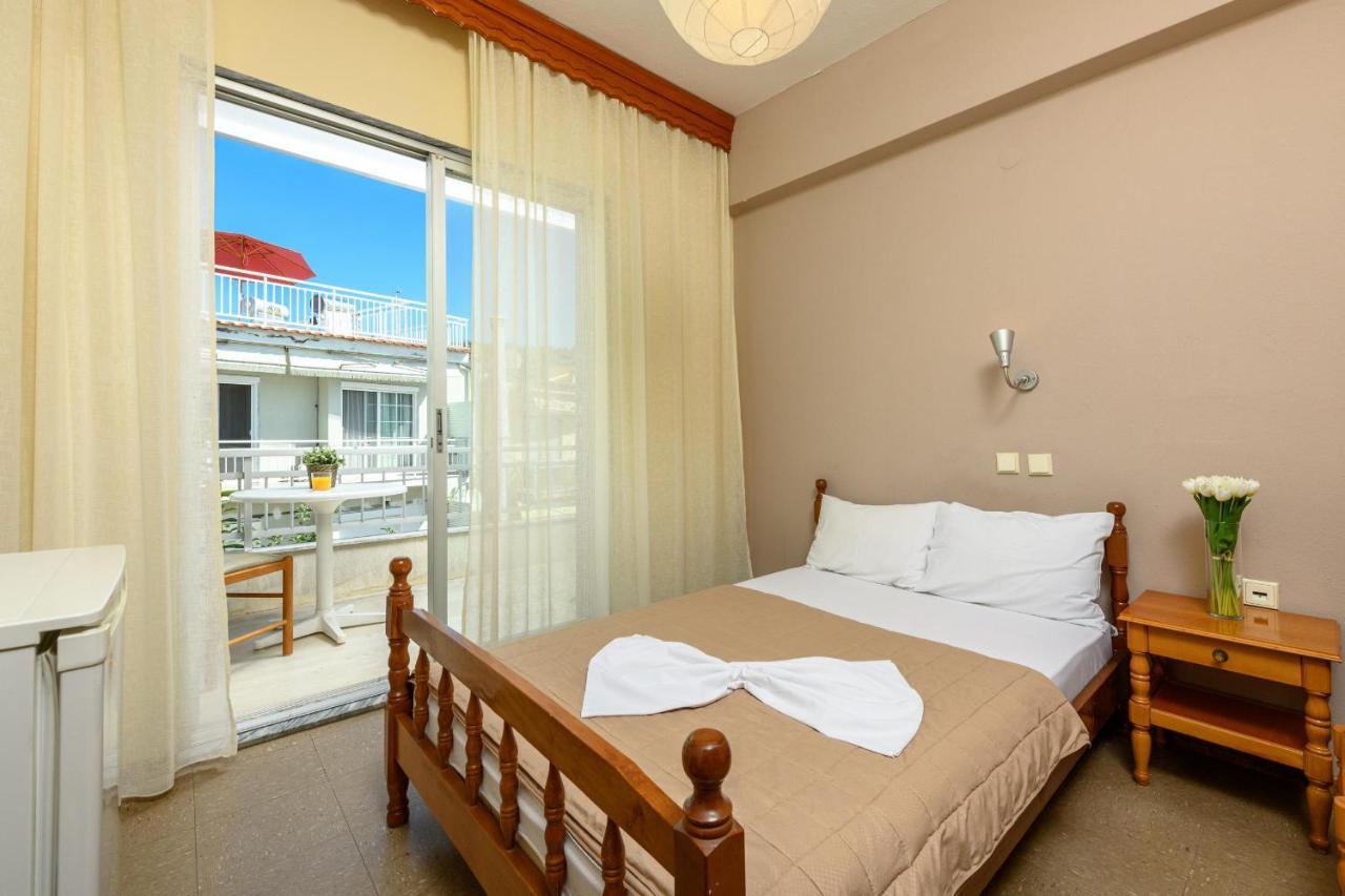 לימנאס Mary Hotel מראה חיצוני תמונה